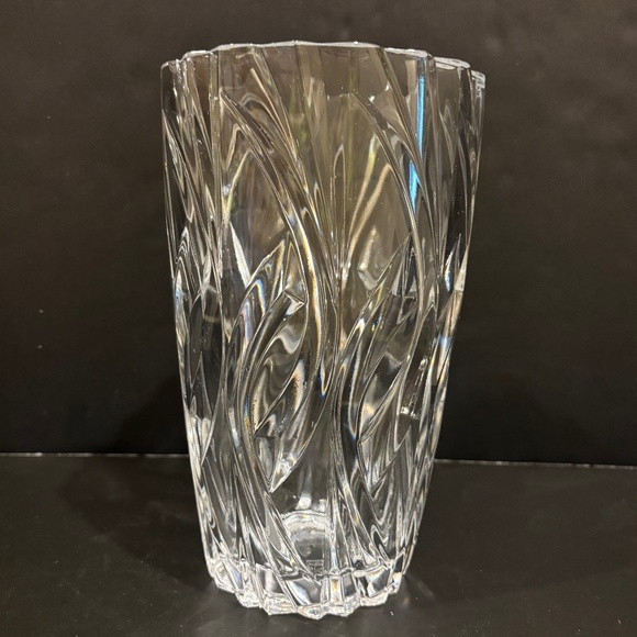 Cristal d'Arques "Vizille" Flower Vase - Picture 1 of 3